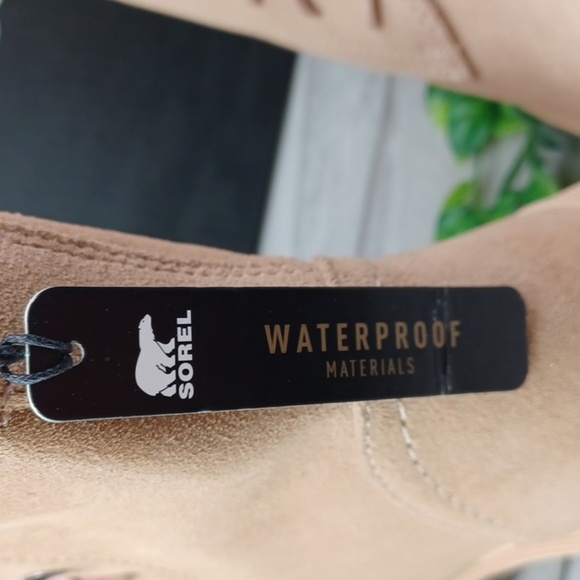 Sorel Hi Line Platform Lace Combat Boot NIB - Picture 7 of 10